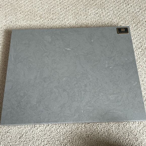 Cambria cutting/cheese board - Picture 3 of 6